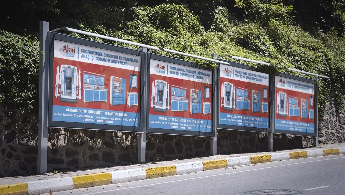 Açık hava reklam ve yönlendirme panosu uygulama örneği